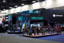 九号公司亮相CES 2026:引领短交通与服务机器人创新潮流-紫竹林-程序员中文网