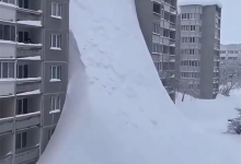 俄罗斯9层楼高暴雪视频引争议 当地留学生：是AI合成的假雪-紫竹林-程序员中文网