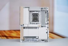 实木+皮革都用上了！技嘉木雕X870E AERO X3D WOOD主板图赏-紫竹林-程序员中文网