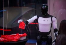 马斯克:计划明年面向公众销售Optimus机器人-紫竹林-程序员中文网