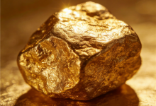 价值1.8亿元!香港黄金交易所展出近1吨金条银条 金山银山此刻具象化-紫竹林-程序员中文网