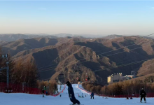 女子第一次滑雪摔成重伤:起诉雪场后获赔4750元-紫竹林-程序员中文网