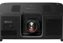 爱普生发布全球最小最轻 30000 流明 4K 投影仪 EB-XQ2030B-紫竹林-程序员中文网
