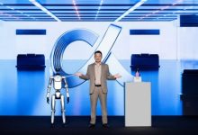 荣耀MWC火力全开:机器人手机颠覆形态,联手阿莱ARRI重写移动影像规则-紫竹林-程序员中文网