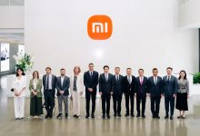 西班牙首相佩德罗 · 桑切斯到访小米总部：拉雷军自拍，试乘 YU7 好评天际屏-紫竹林-程序员中文网