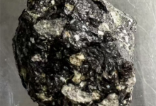 中国本土发现首块月球陨石有重要发现 揭示关键地质事件-紫竹林-程序员中文网