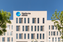 兆易创新董事长朱一明2025年薪酬达753万  却计划减持套现约28亿？-紫竹林-程序员中文网